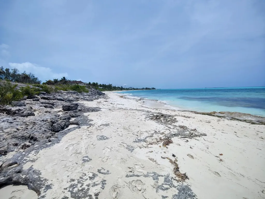 Queen's Highway Lot 3 Exuma BS