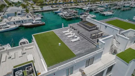 One Marina New Providence Paradise Island BS