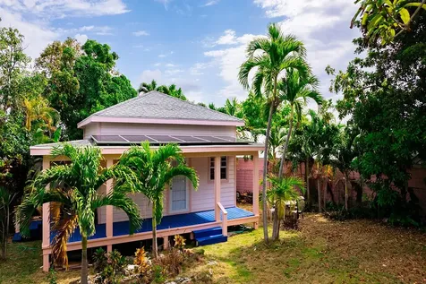 Cherokee Dream Abaco BS