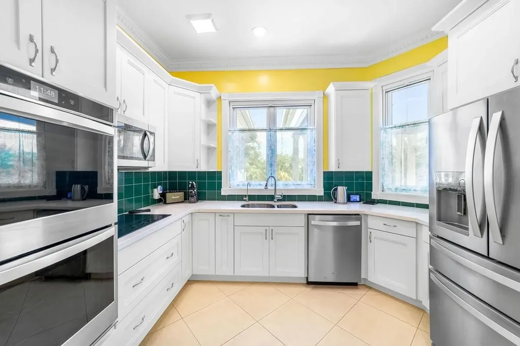 Pinta Avenue Grand Bahama Freeport BS