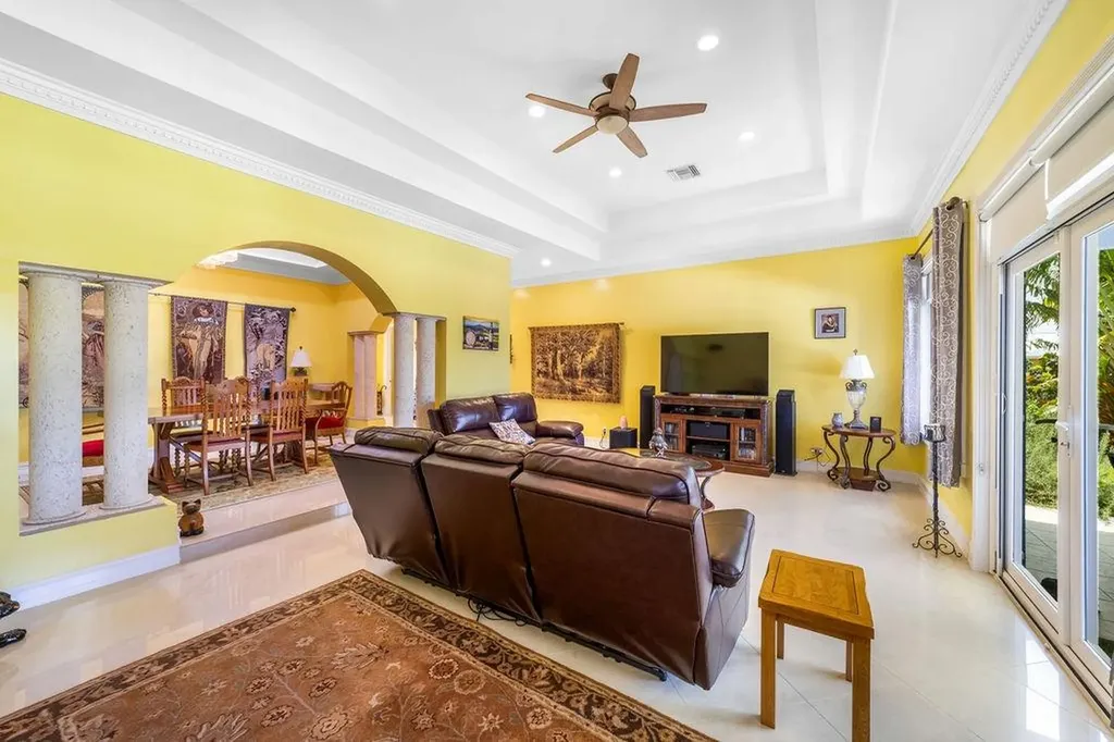 Pinta Avenue Grand Bahama Freeport BS