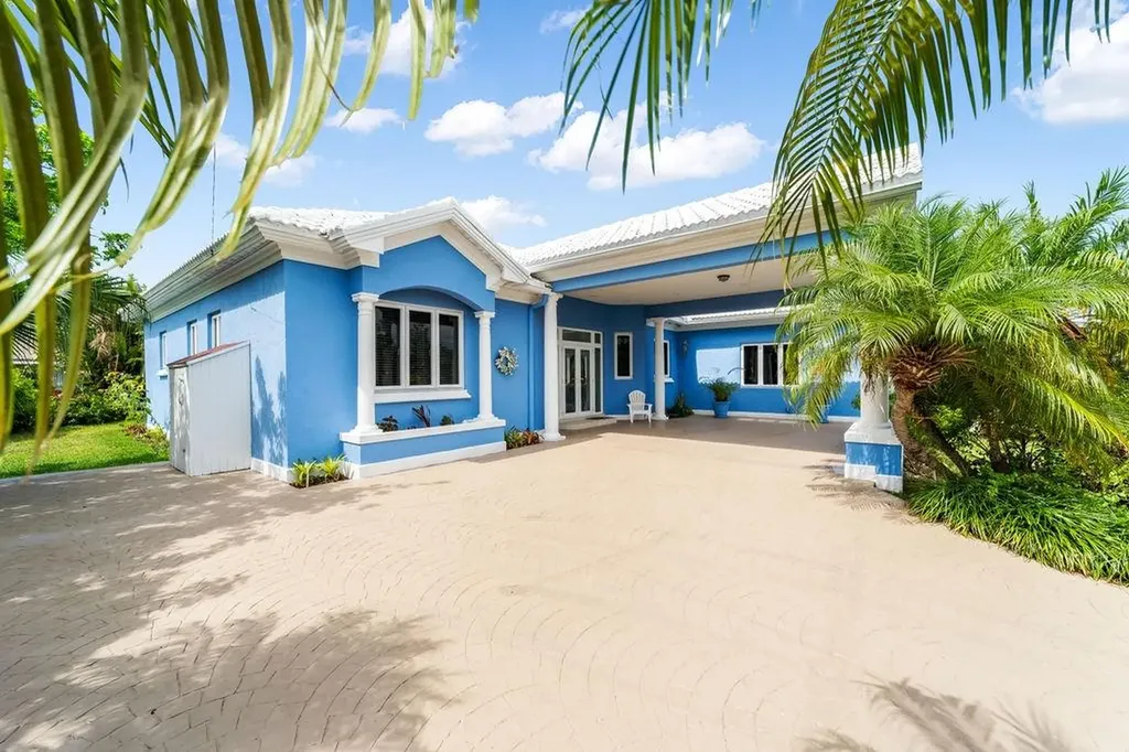 Pinta Avenue Grand Bahama Freeport BS