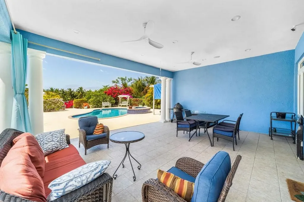 Pinta Avenue Grand Bahama Freeport BS