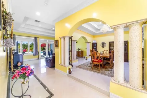 Pinta Avenue Grand Bahama Freeport BS