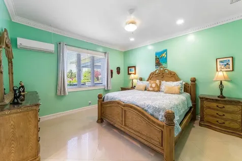 Pinta Avenue Grand Bahama Freeport BS