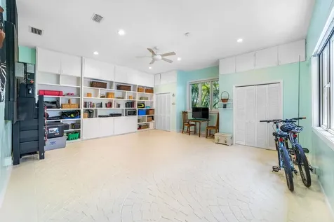 Pinta Avenue Grand Bahama Freeport BS