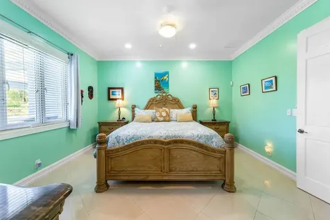 Pinta Avenue Grand Bahama Freeport BS