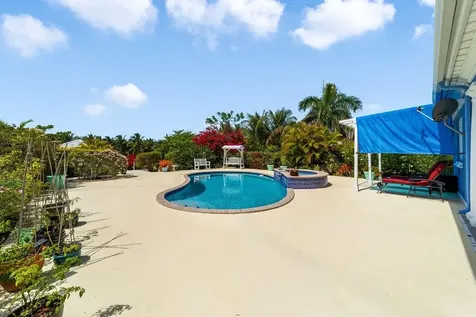 Pinta Avenue Grand Bahama Freeport BS