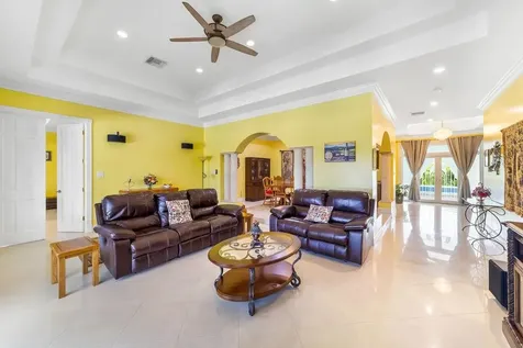 Pinta Avenue Grand Bahama Freeport BS