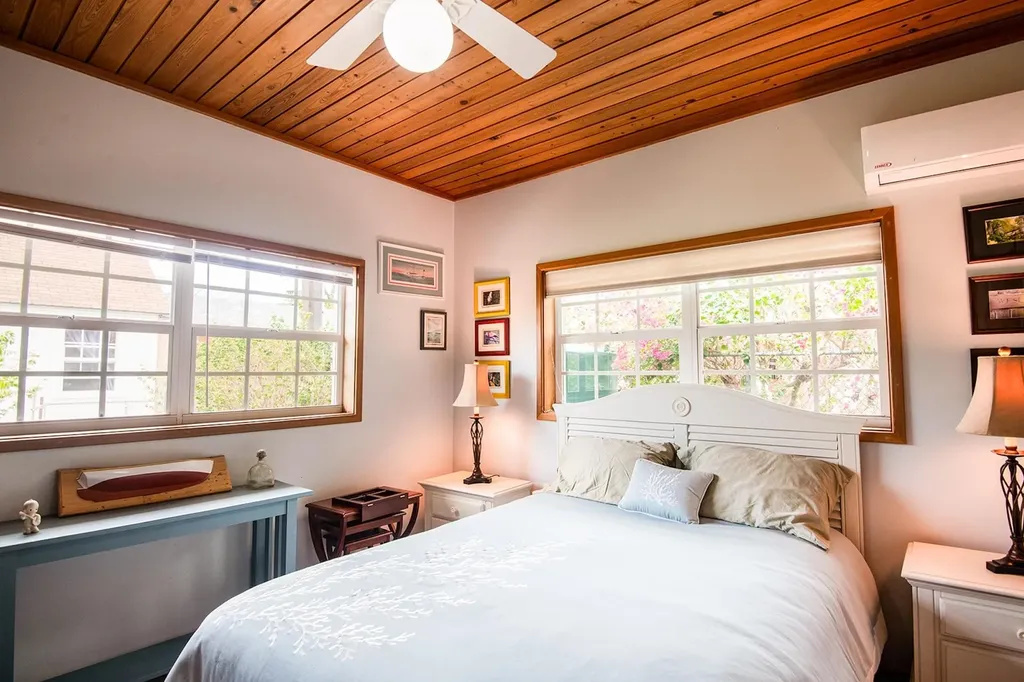 Cherokee Charm Abaco BS