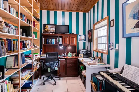 Cherokee Charm Abaco BS