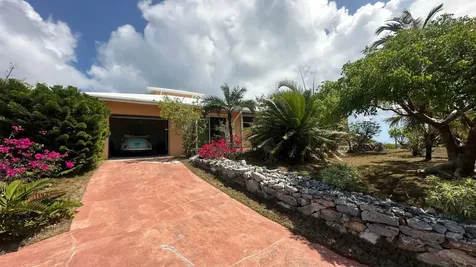 Honey Creeper Road Eleuthera BS