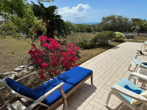 Honey Creeper Road Eleuthera BS