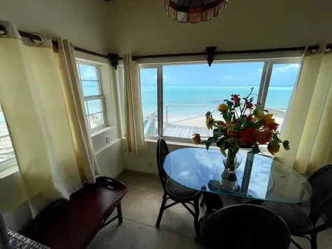 Current Club Eleuthera BS