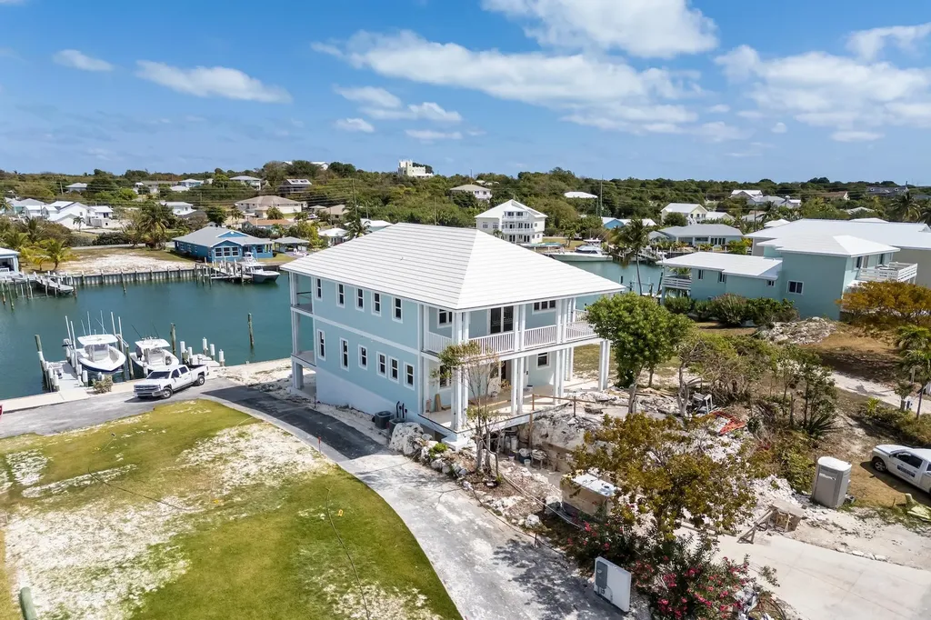 Harbour Daze Abaco BS