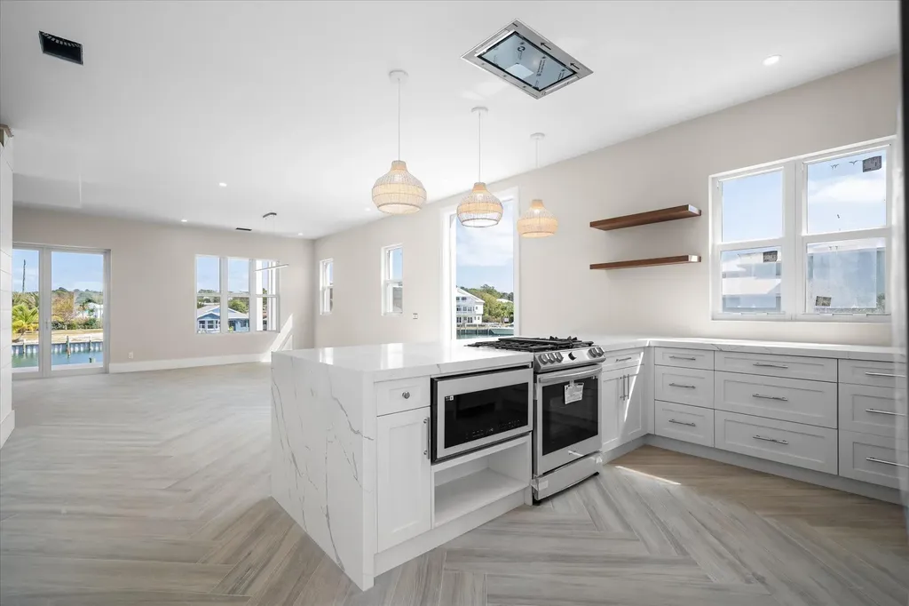 Harbour Daze Abaco BS