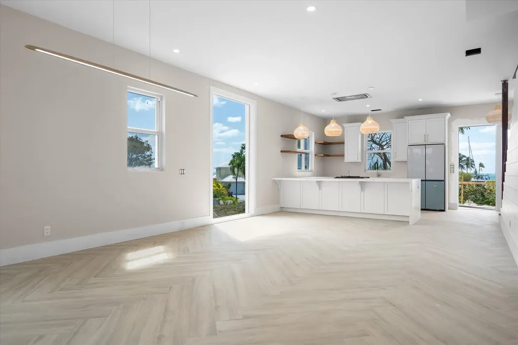 Harbour Daze Abaco BS