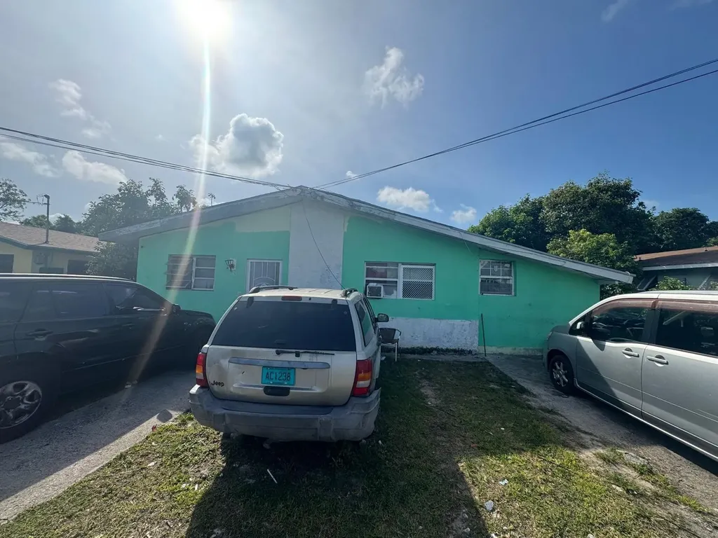 Samantha Drive, Marathon 9 New Providence Paradise Island BS