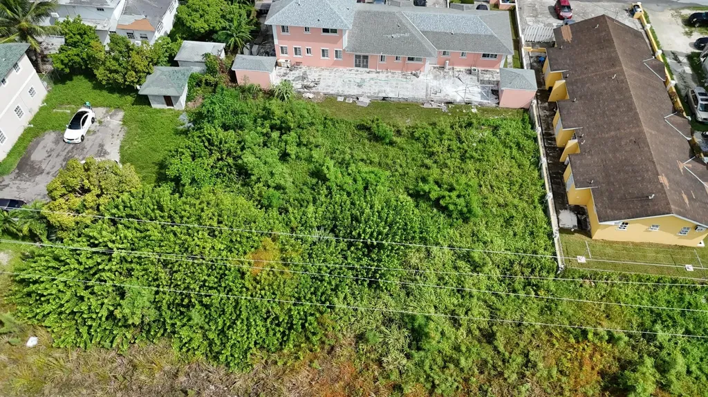 Tropical Gardens New Providence Paradise Island BS