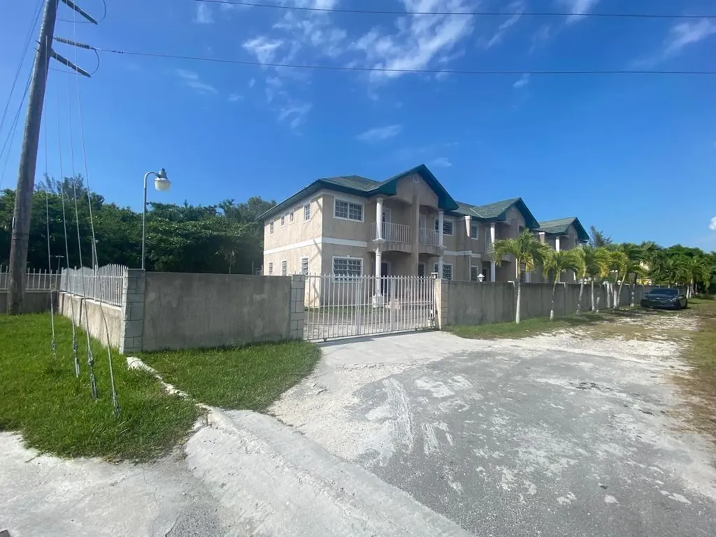 Tropical Gardens New Providence Paradise Island BS