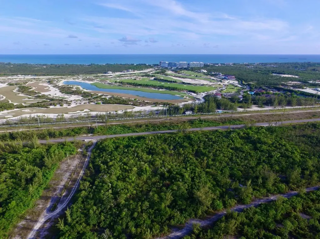 Frank Watson Highway New Providence Paradise Island BS