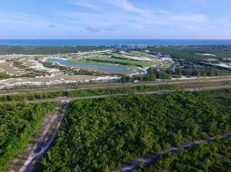 Frank Watson Highway New Providence Paradise Island BS