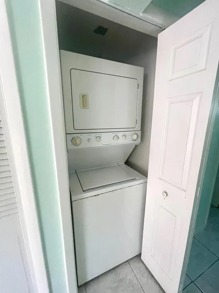 Indiana Gardens Condomini Grand Bahama Freeport BS