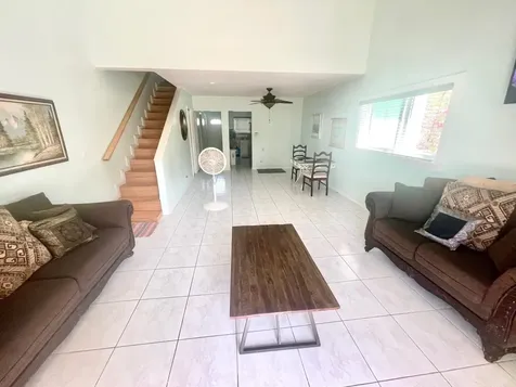 Indiana Gardens Condomini Grand Bahama Freeport BS