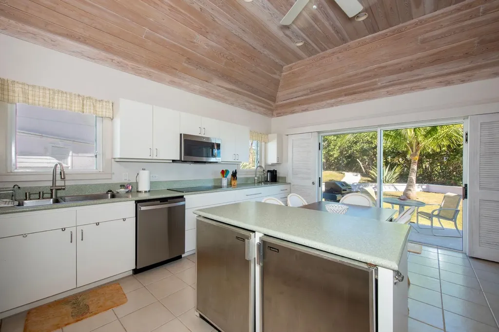 Plage Rose Estate Eleuthera BS