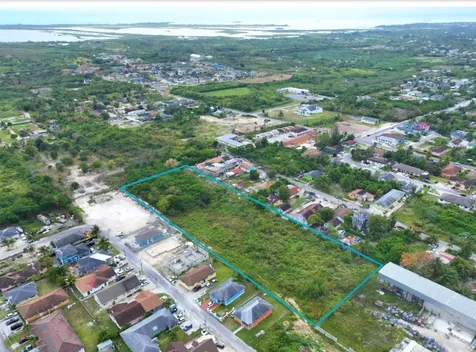 South Side Carmichael Roa New Providence Paradise Island BS