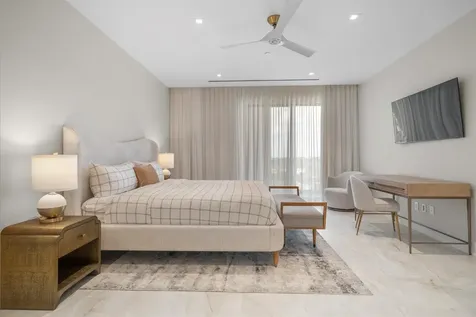 Aqualina New Providence Paradise Island BS