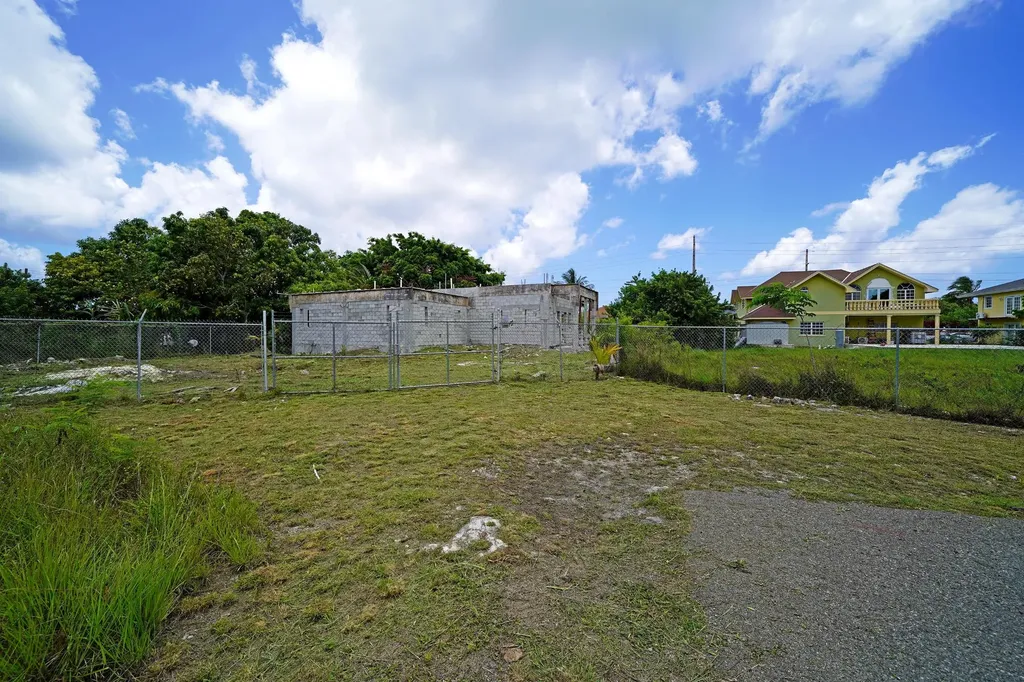 Tropical Gardens New Providence Paradise Island BS