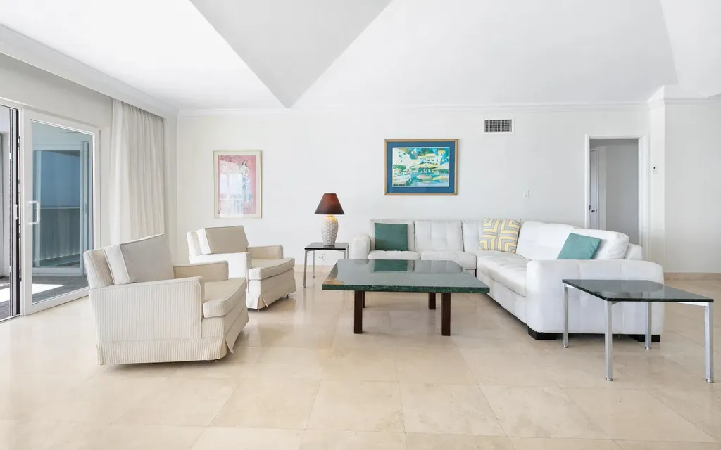 Penthouse 8b Conchrest New Providence Paradise Island BS