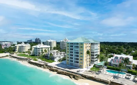 Penthouse 8b Conchrest New Providence Paradise Island BS