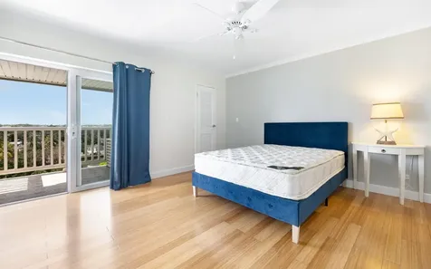 Penthouse 8b Conchrest New Providence Paradise Island BS