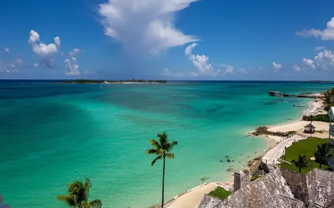 Penthouse 8b Conchrest New Providence Paradise Island BS