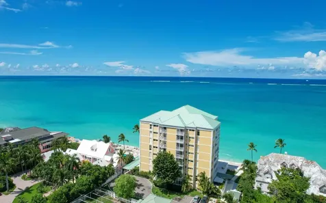 Penthouse 8b Conchrest New Providence Paradise Island BS