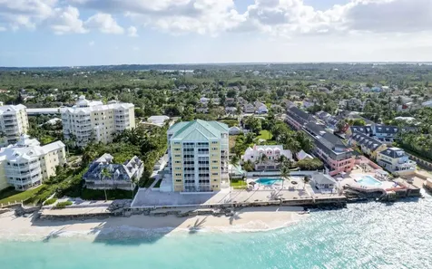 Penthouse 8b Conchrest New Providence Paradise Island BS