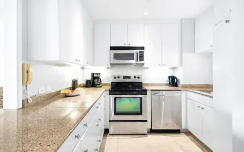 Penthouse 8b Conchrest New Providence Paradise Island BS