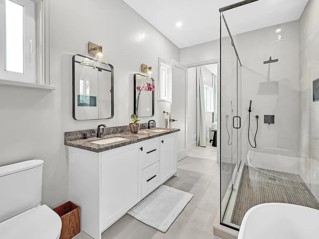 Balmoral, Sanford Drive New Providence Paradise Island BS