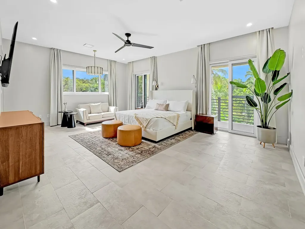 Balmoral, Sanford Drive New Providence Paradise Island BS