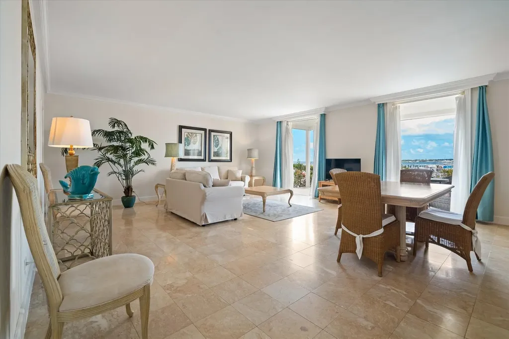 Noble House New Providence Paradise Island BS