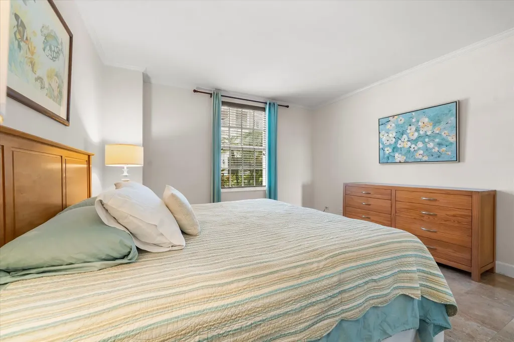 Noble House New Providence Paradise Island BS