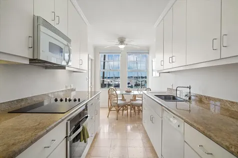 Noble House New Providence Paradise Island BS