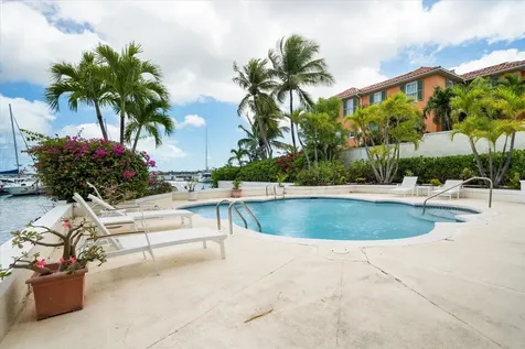 Noble House New Providence Paradise Island BS