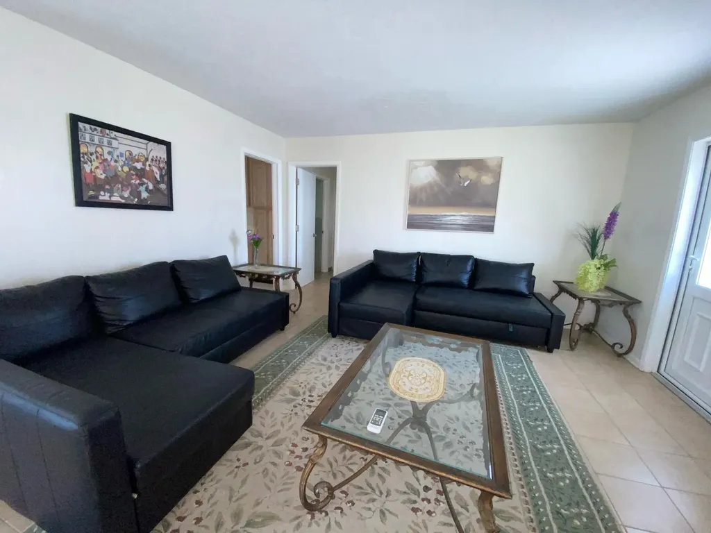 Lincoln Green Duplex Grand Bahama Freeport BS