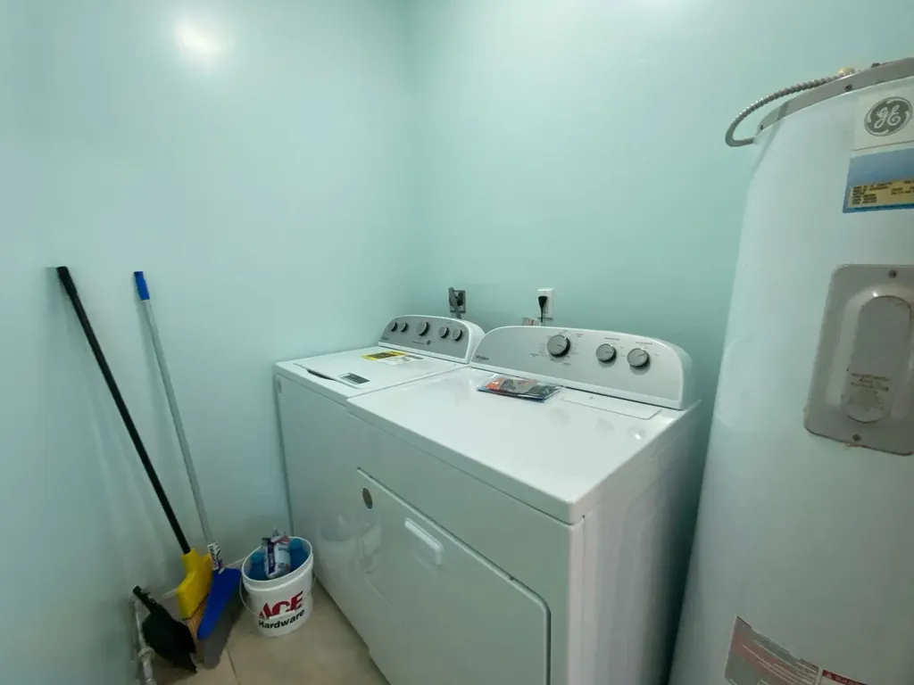 Lincoln Green Duplex Grand Bahama Freeport BS