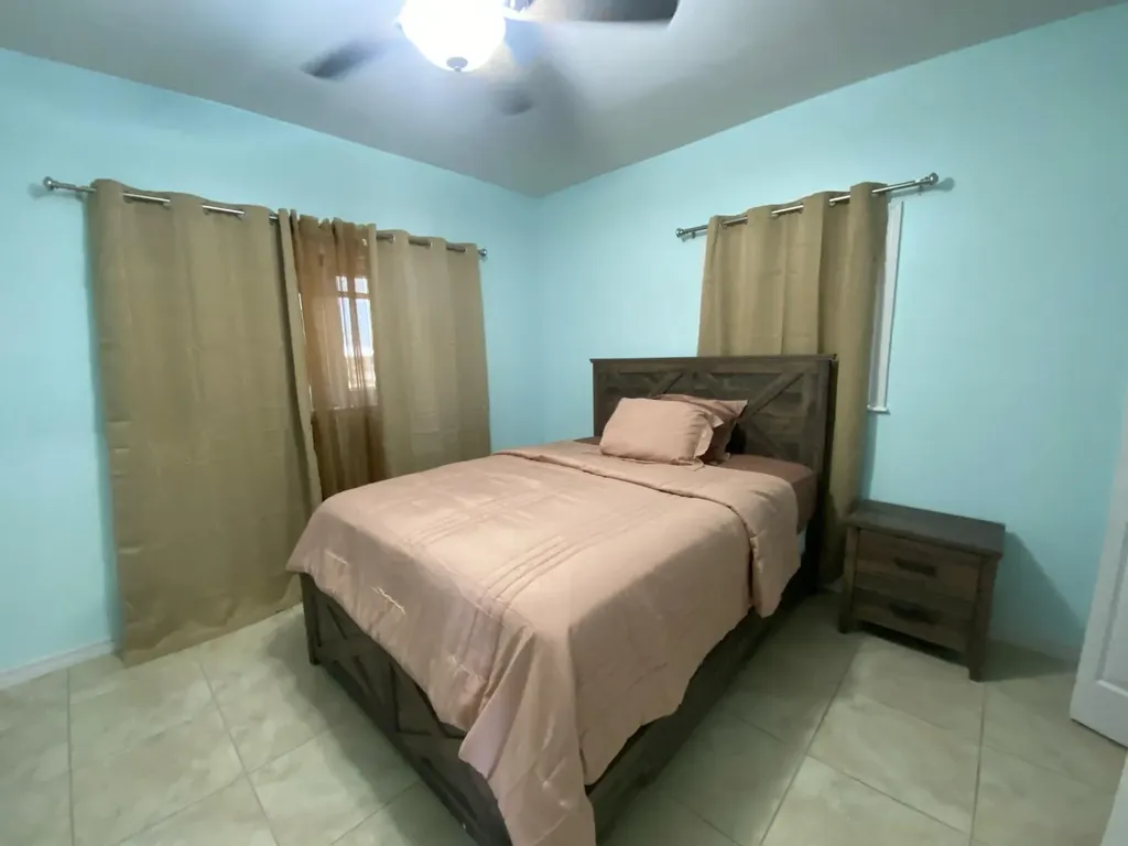Lincoln Green Duplex Grand Bahama Freeport BS