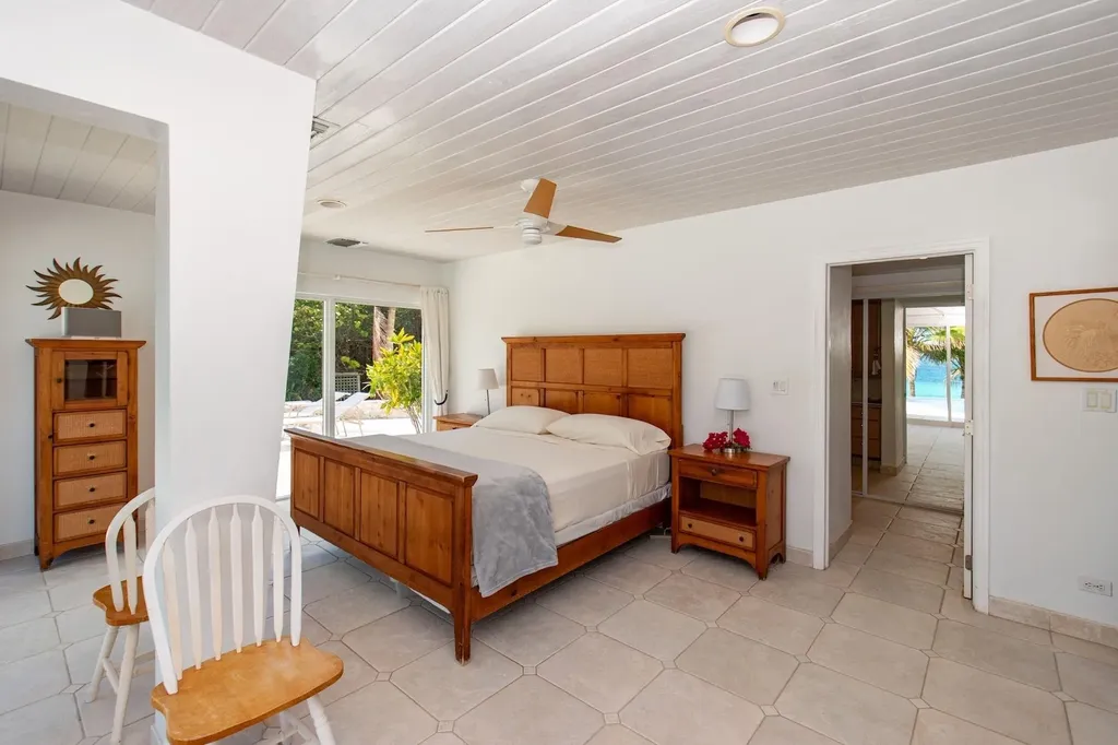 Helios Estate Eleuthera BS