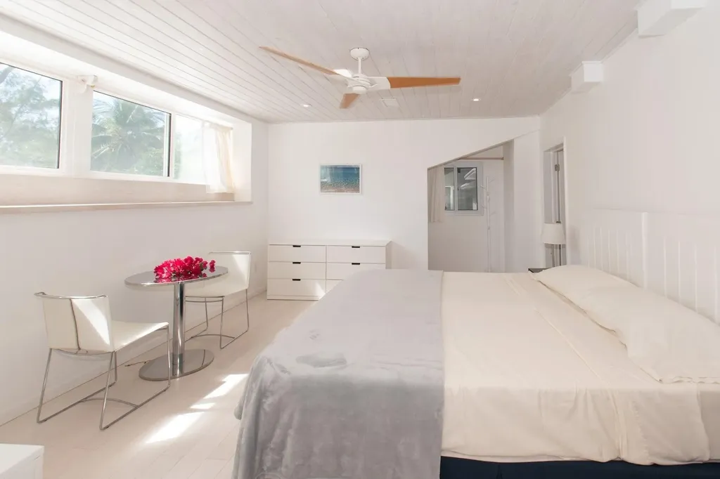 Helios Estate Eleuthera BS